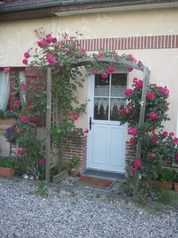 Bed and Breakfast Les Blancarts Hautebut Exterior foto